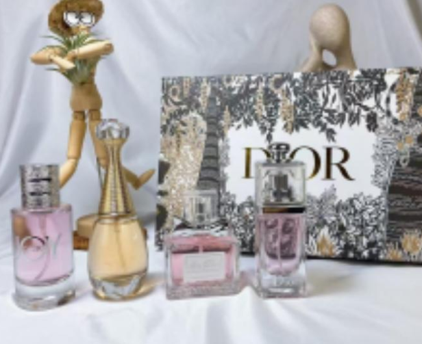 Meduim Perfume 4-pcs set